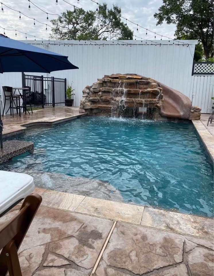 Monthly pool service and maintenance in Spring TX