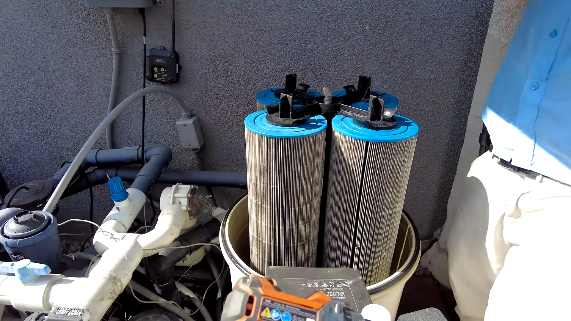 Pool Filter Cleaning