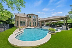 Pool Cleaning Spring TX: Professional Service for 77379, 77389, 77388, 77381 & 77375 1 Pool Cleaning Spring TX: Professional Service for 77379, 77389, 77388, 77381 & 77375